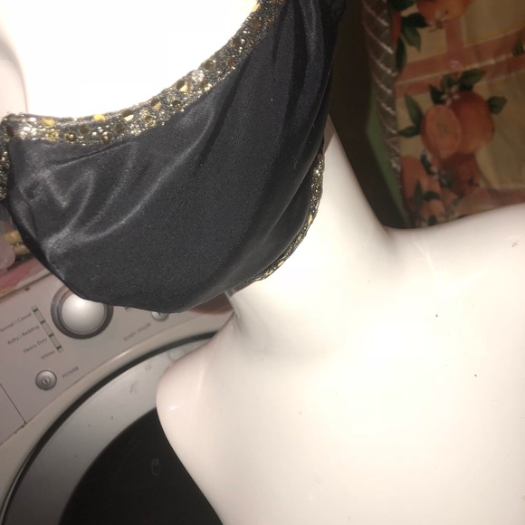 Face mask - Picture 3 of 3